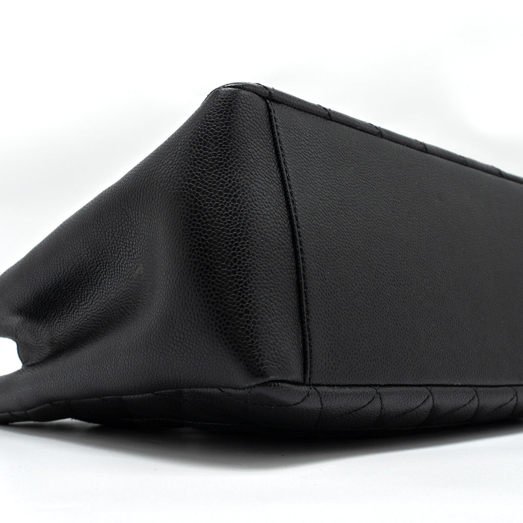 CHANEL GRAND SHOPPING TOTE/GST CAVIAR BLACK GHW