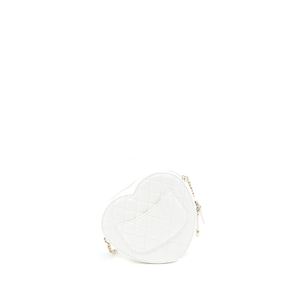 CHANEL 22S HEART BAG LAMBSKIN WHITE LGHW (MICROCHIP)