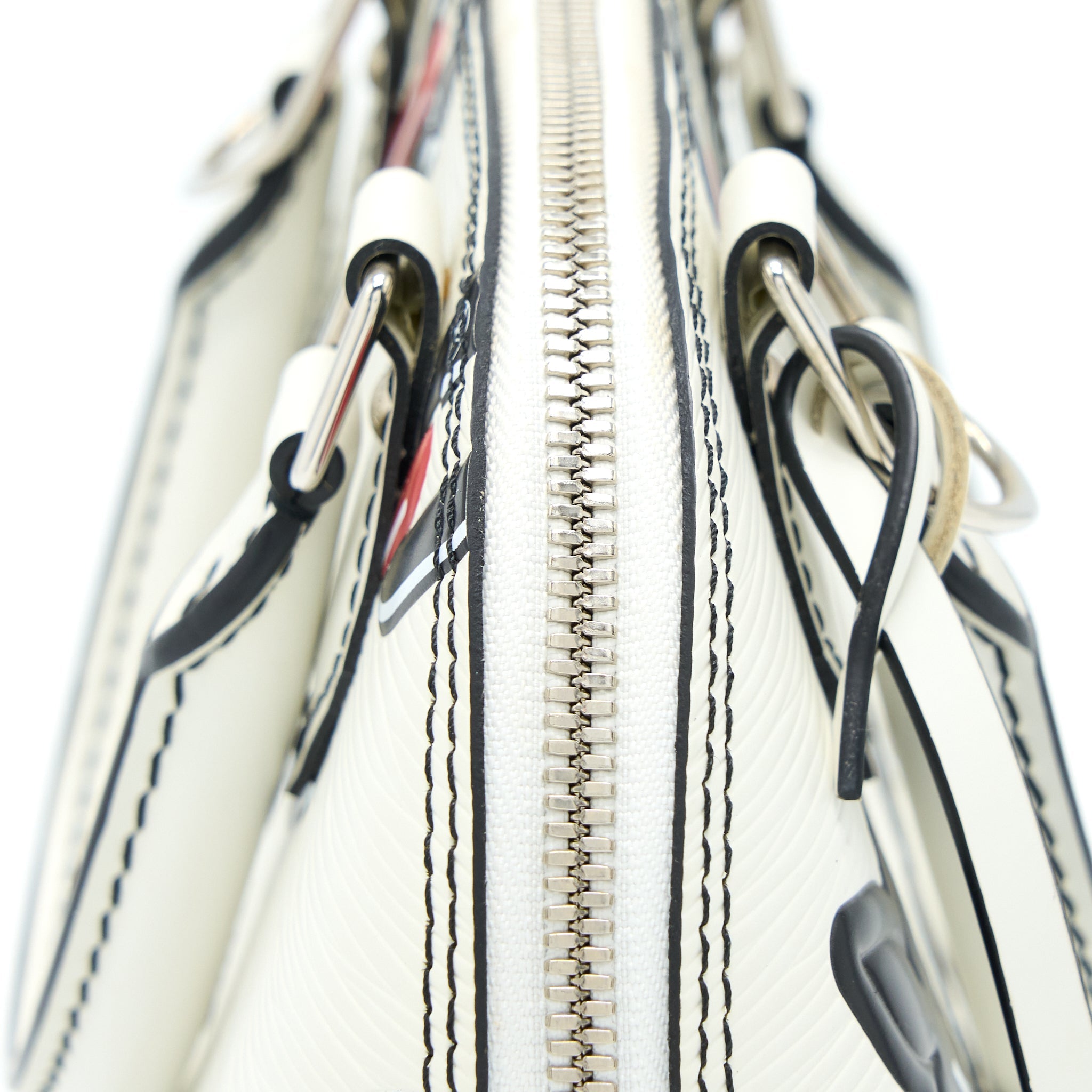 LOUIS VUITTON ALMA BB EN CUIR OCCASION EPI WHITE / BLACK WITH SHW