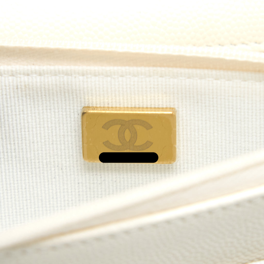 CHANEL CLASSIC WALLET ON CHAIN CAVIAR WHITE LGHW (MICROCHIP)