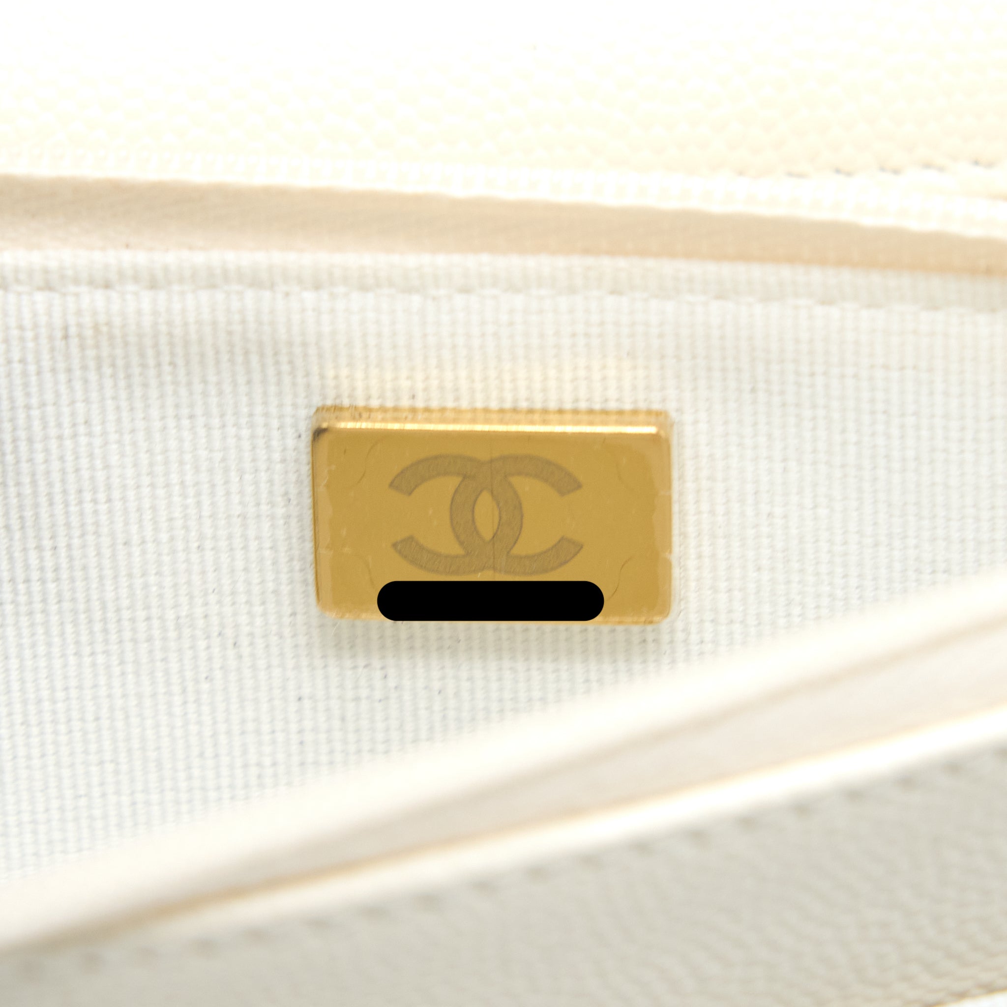 CHANEL CLASSIC WALLET ON CHAIN CAVIAR WHITE LGHW (MICROCHIP)