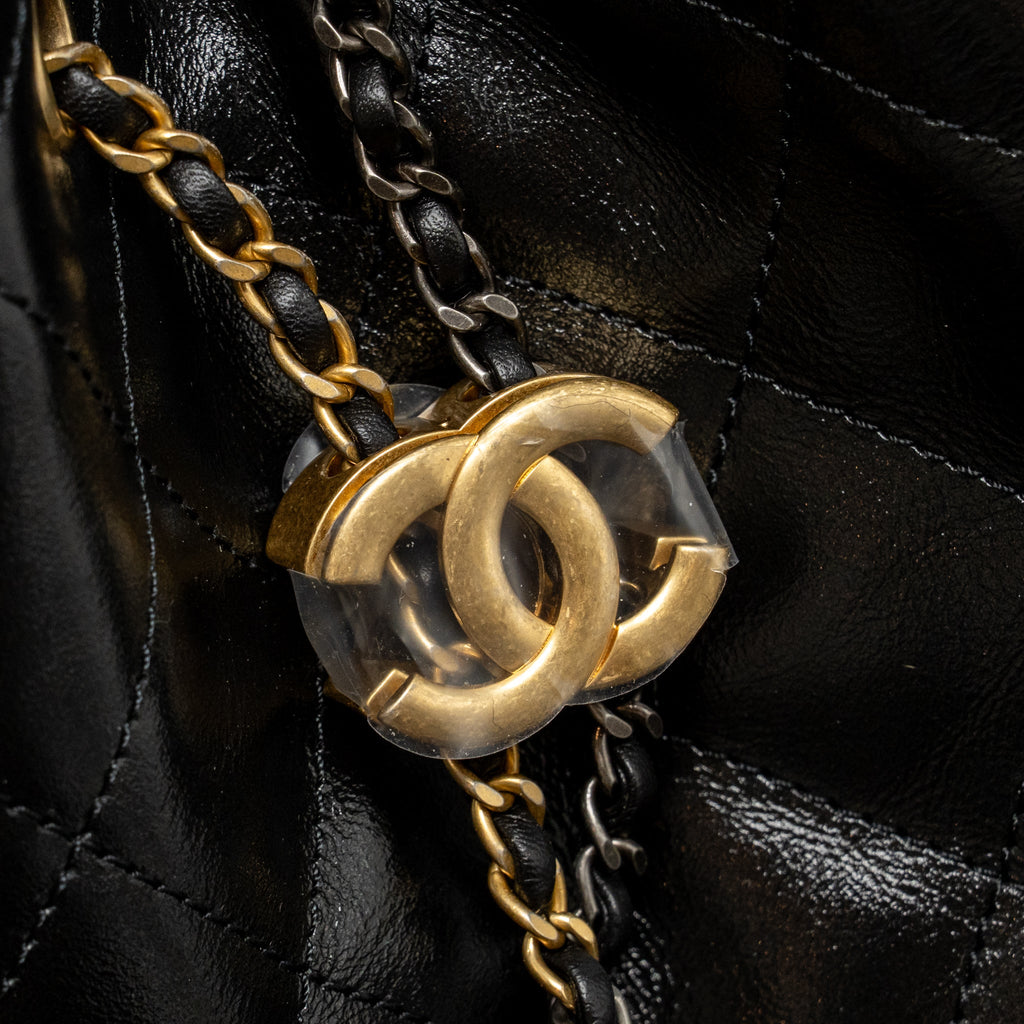 CHANEL SMALL 25 BAG CRUMPLED SHINY CALFSKIN BLACK MULTICOLOUR HARDWARE (MICROCHIP) (Copy)
