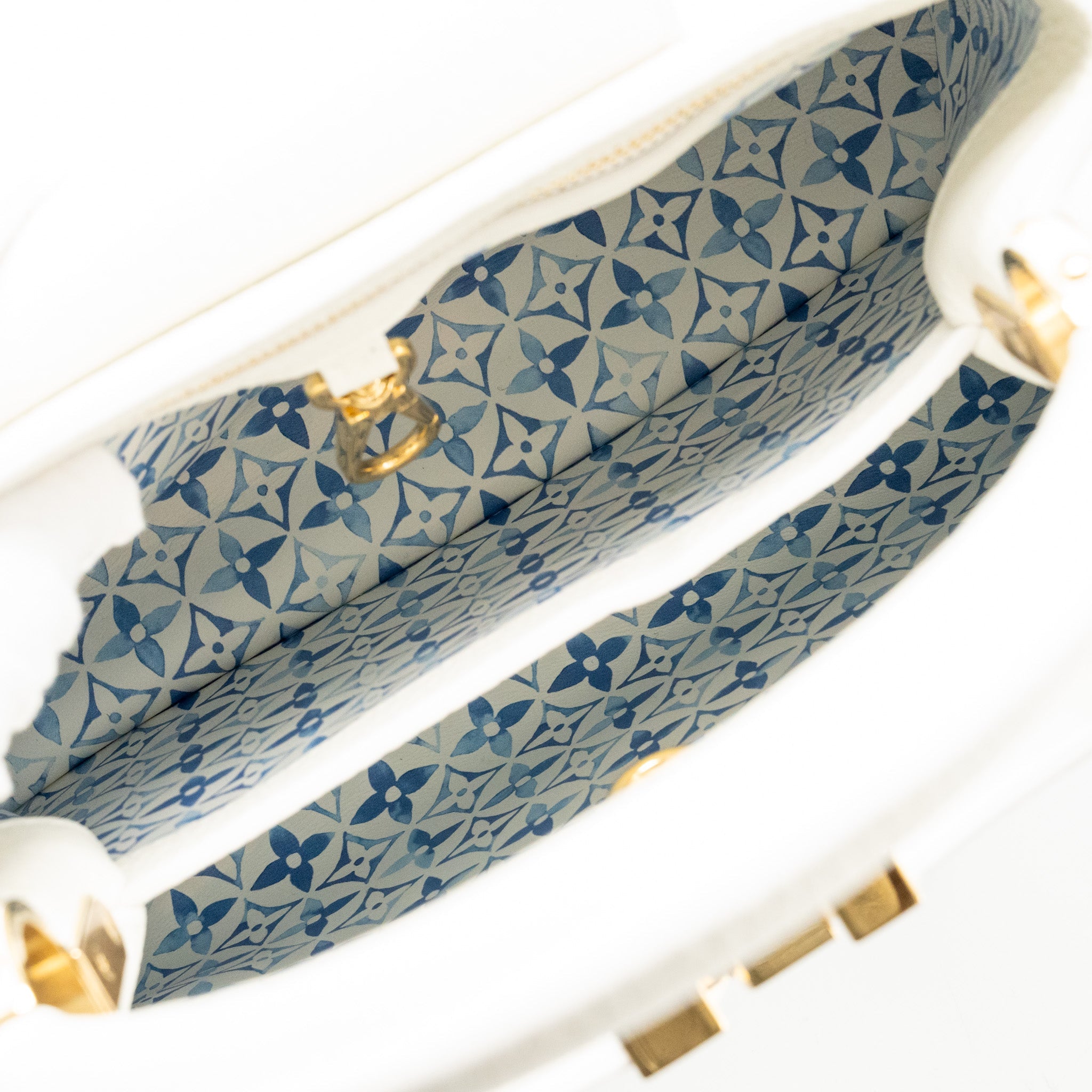 LOUIS VUITTON CAPUCINES BB TAURILLON BY THE POOL SNOW WHITE/PROVENCE BLUE GHW