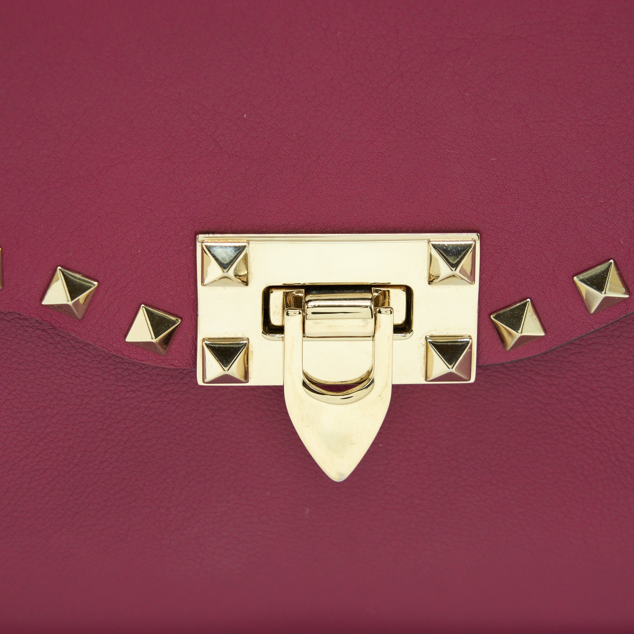 VALENTINO ROCKSTUD FLAP BAG DARK PINK LGHW