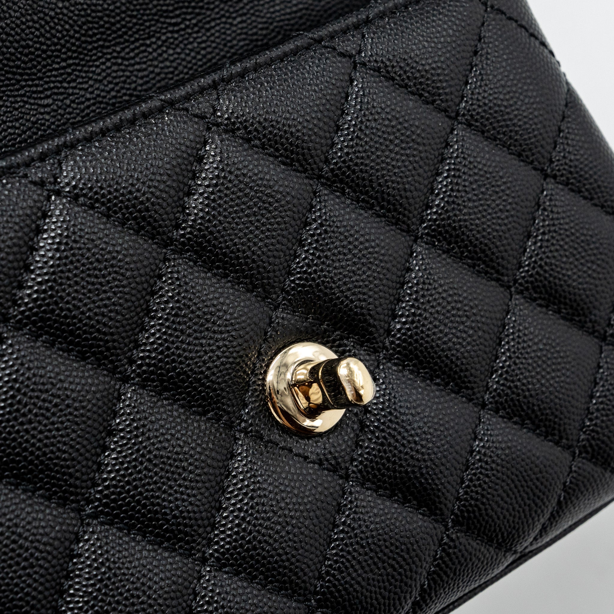 CHANEL COCO HANDLE EXTRA MINI CAVIAR BLACK LGHW(MICROCHIP)