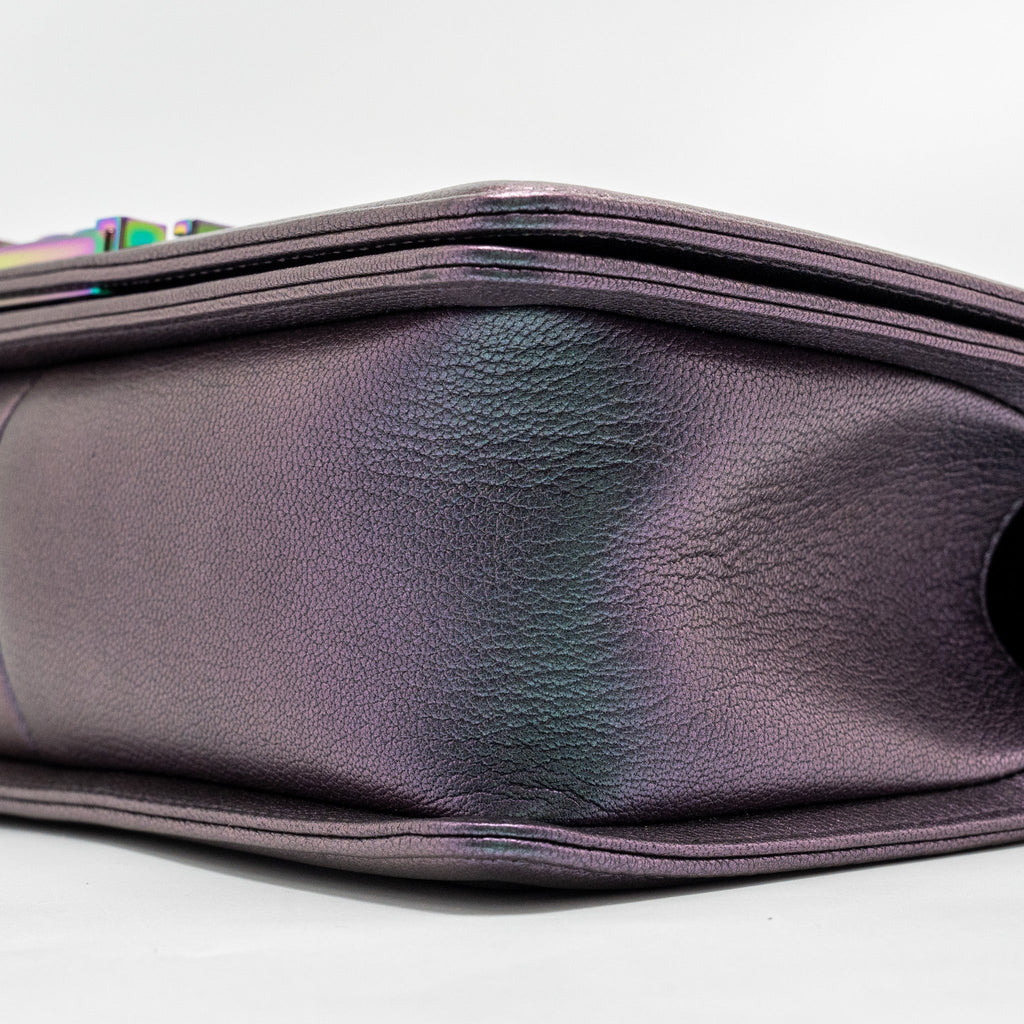 CHANEL MEDIUM BOY BAG GOATSKIN IRIDESCENT PURPLE MULTICOLOUR HARDWARE