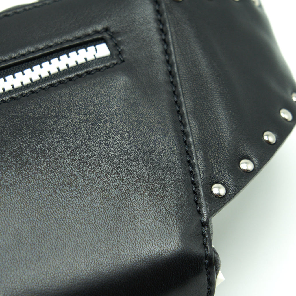 VALENTINO ROCKSTUD BELT BAG BLACK