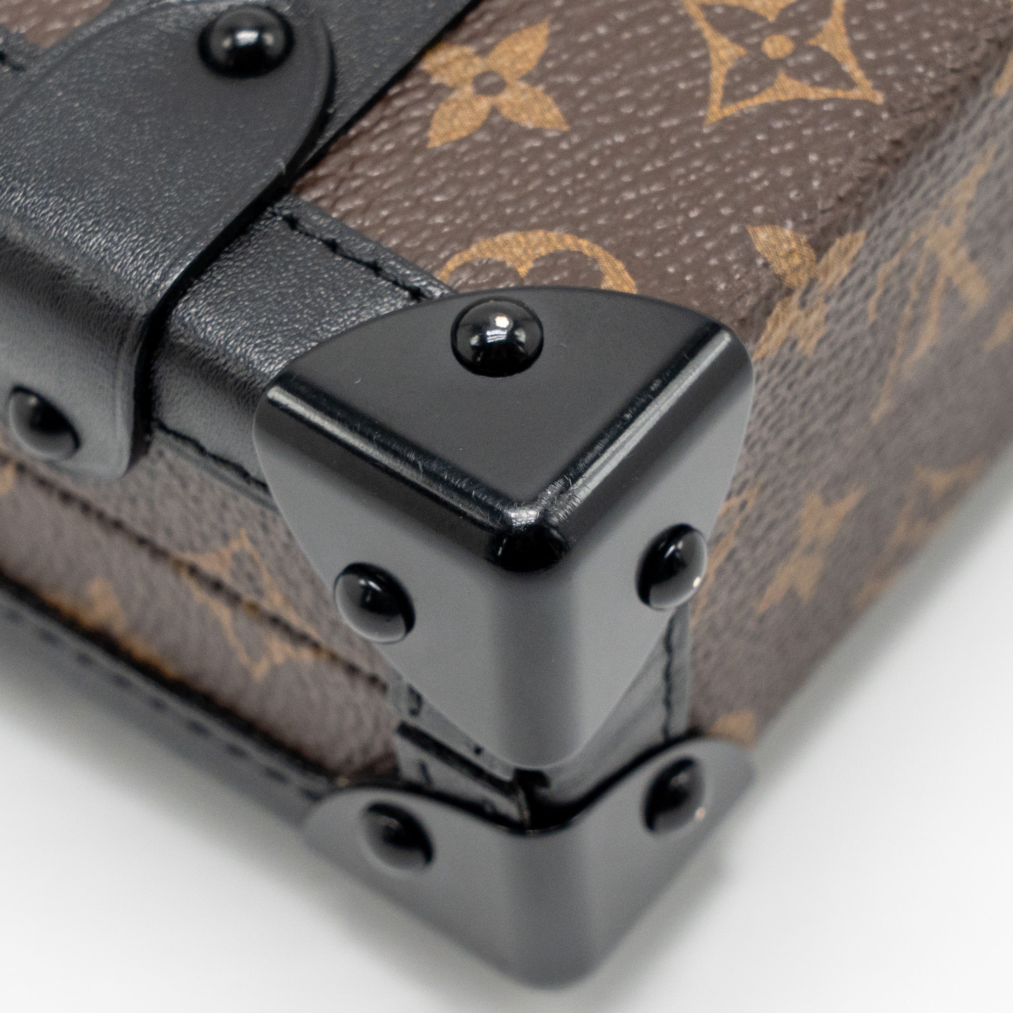 LOUIS VUITTON PETITE MALLE MONOGRAM CANVAS/SMOOTH CALFSKIN GHW