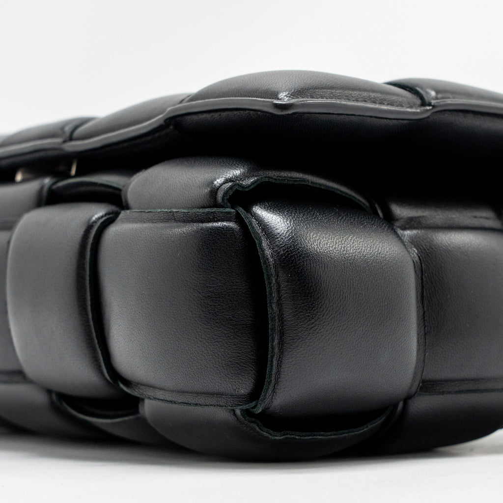 BOTTEGA VENETA PADDED CASSETTE LAMBSKIN BLACK SHW
