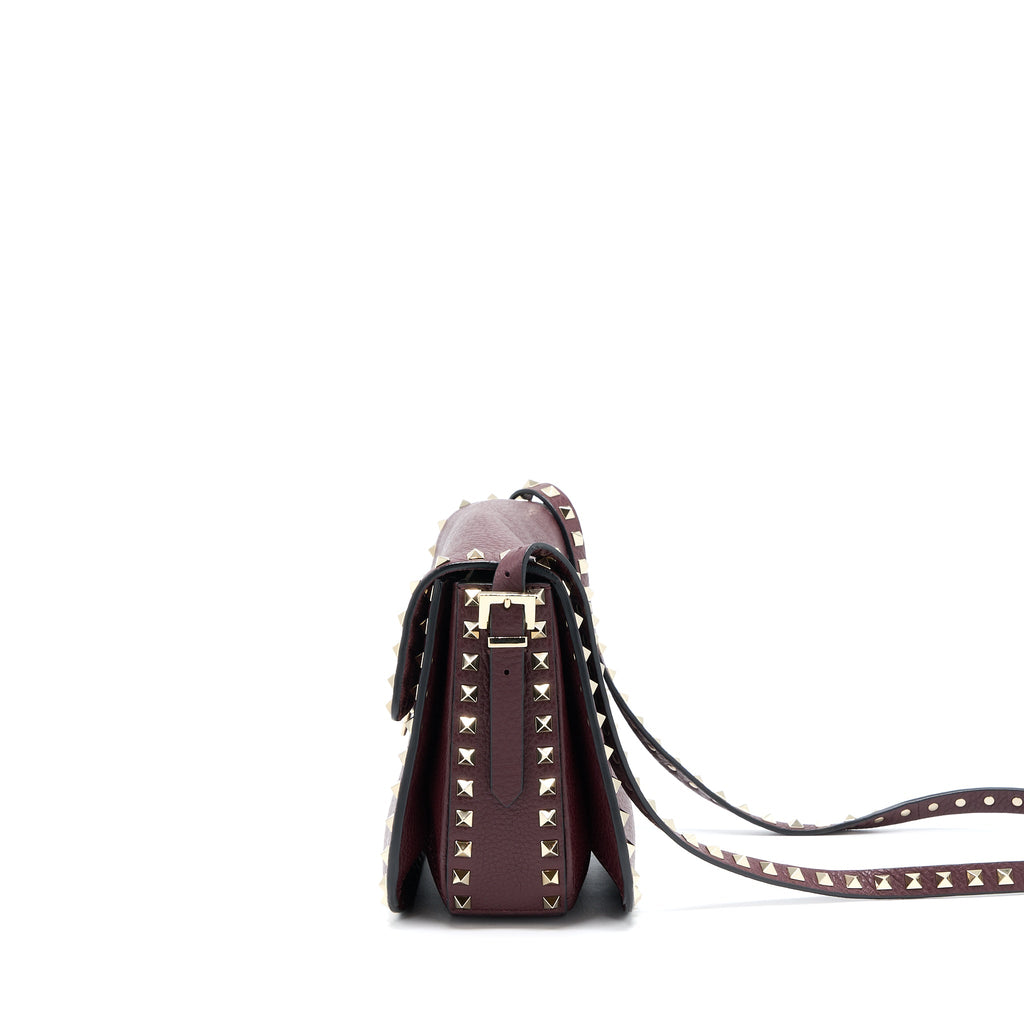 VALENTINO ROCKSTUD FLAP CROSSBODY BAG DARK RED LGHW
