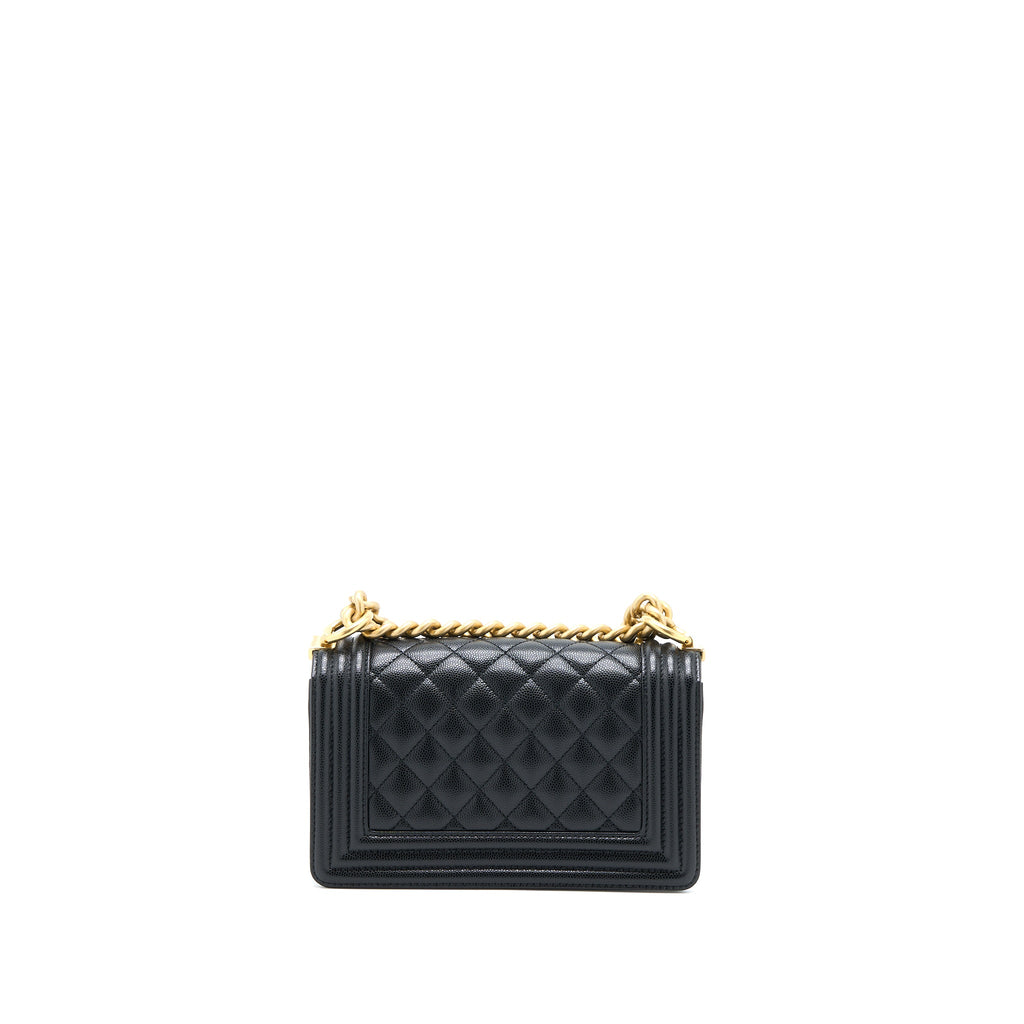 CHANEL SMALL BOY BAG CAVIAR BLACK GHW (MICROCHIP)