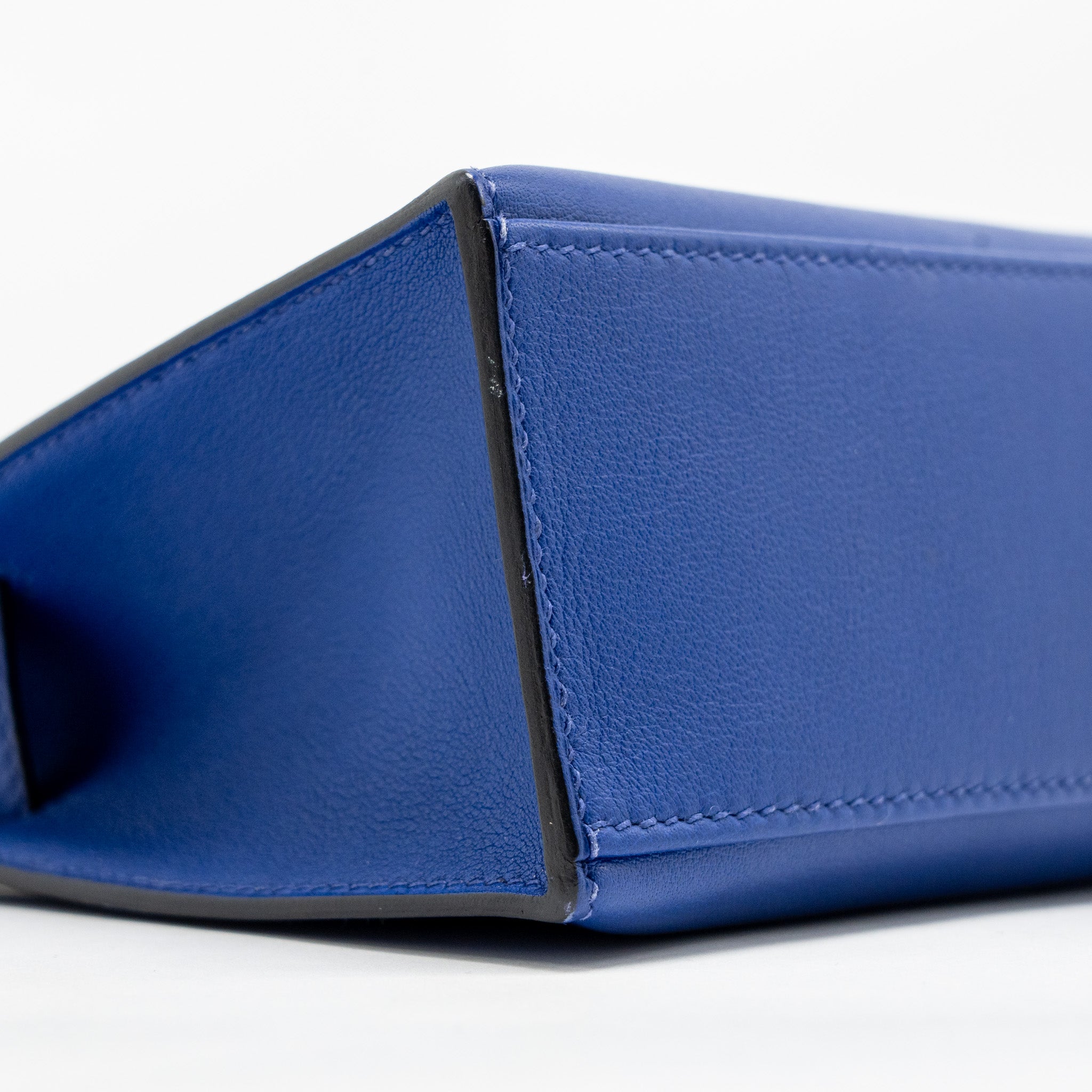 HERMES KELLY POCHETTE SWIFT BLUE ELECTRIC GHW