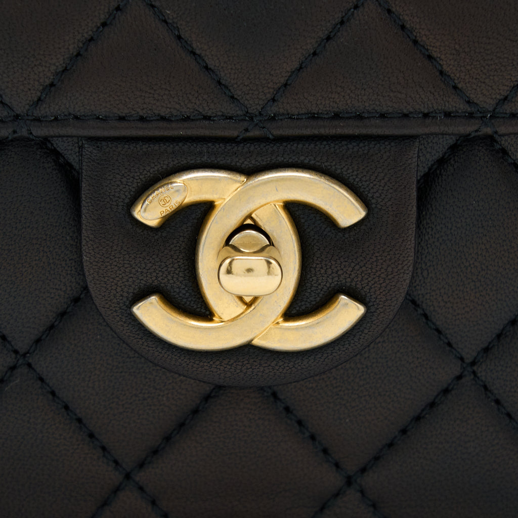 CHANEL VERTICAL PEARL FLAP BAG GOATSKIN BLACK GHW