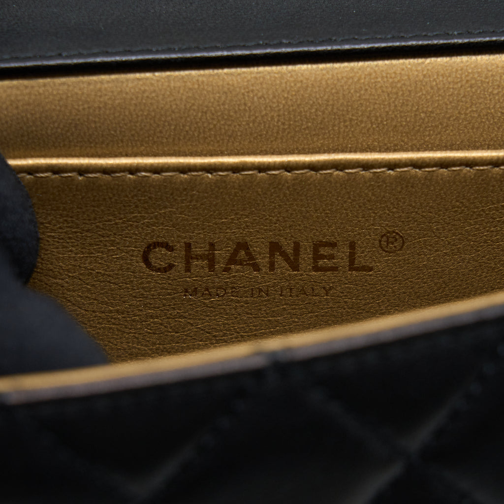 CHANEL VERTICAL PEARL FLAP BAG GOATSKIN BLACK GHW