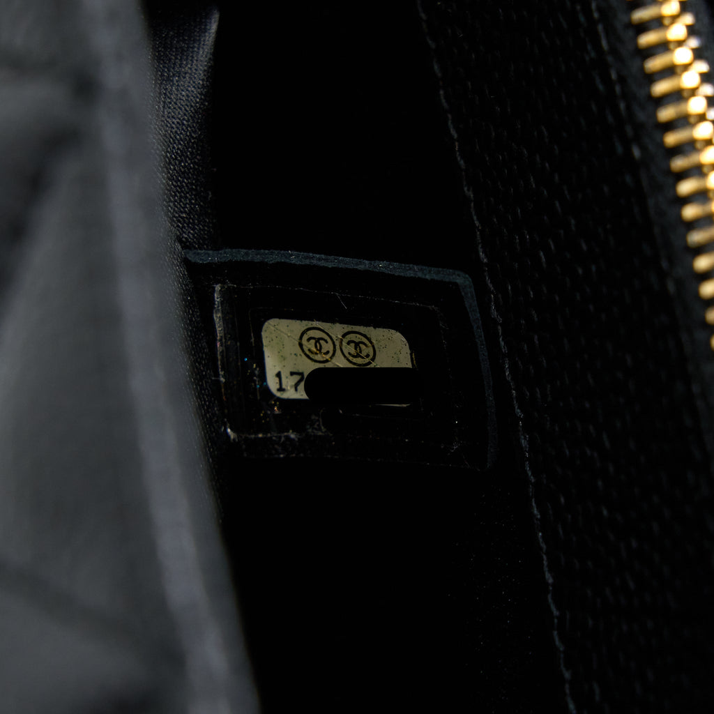 CHANEL GRAND SHOPPING TOTE / GST CAVIAR BLACK GHW