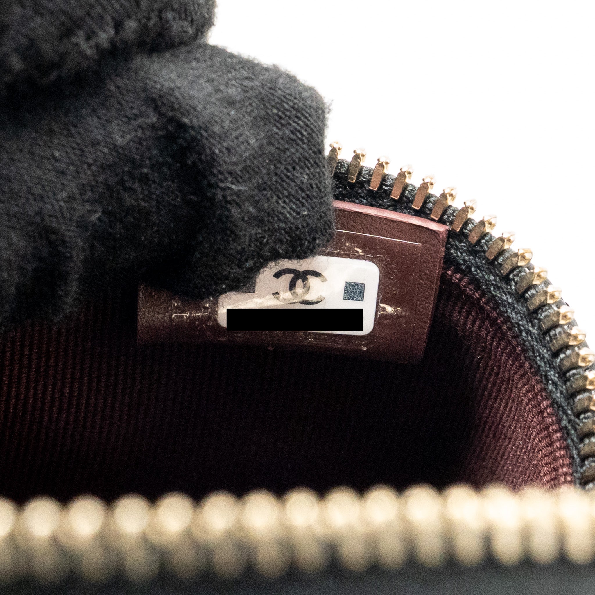 CHANEL 25P CC TOP HANDLE VANITY BAG CAVIAR BLACK LGHW(MICROCHIP)