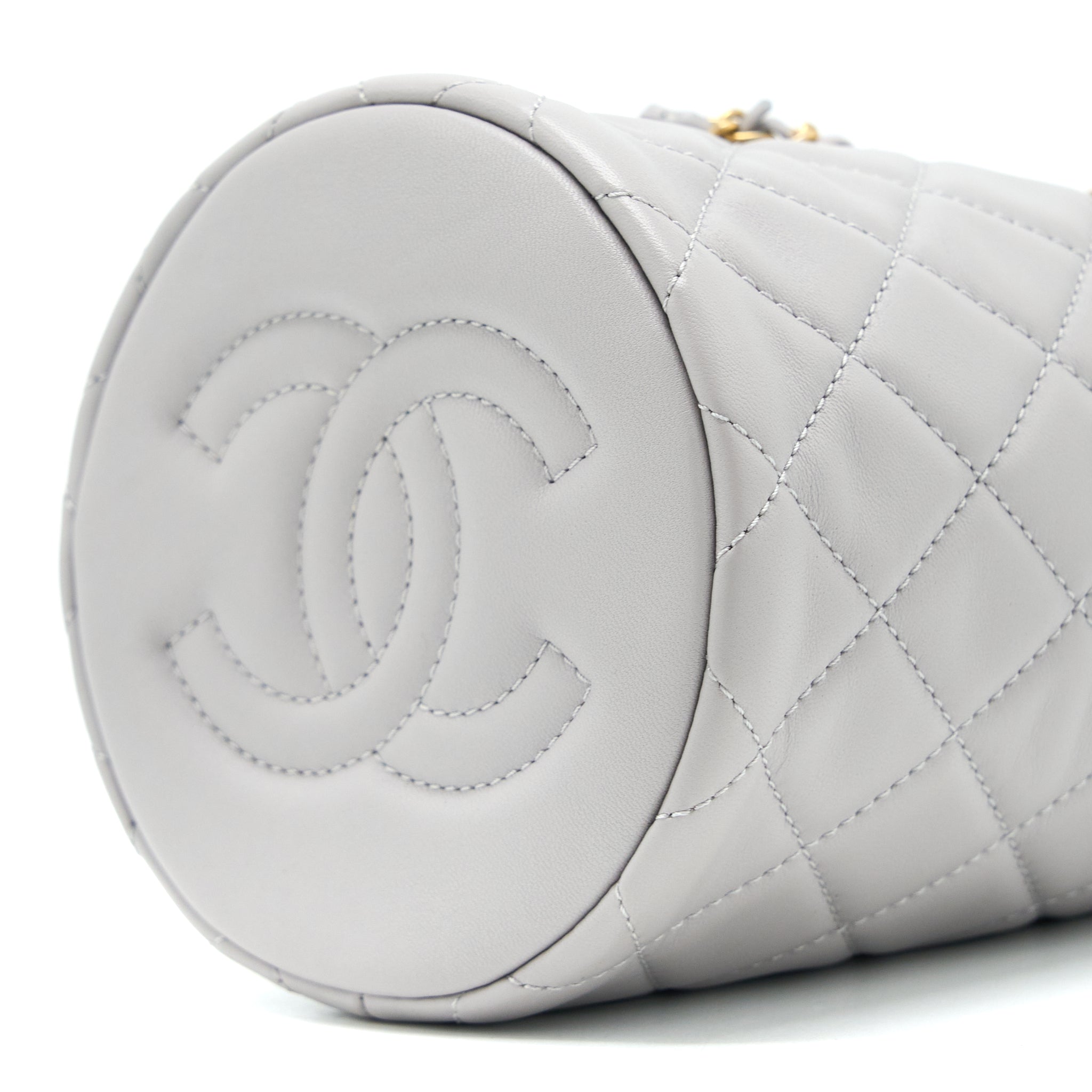 CHANEL 22B PEARL CRUSH BUCKET BAG LAMBSKIN GREY GHW (MICROCHIP)
