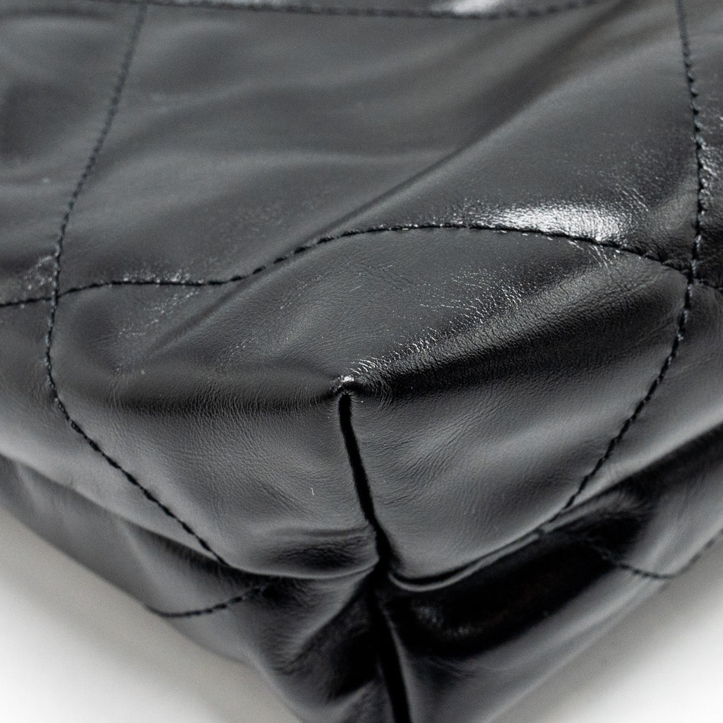 CHANEL SMALL 22 BAG SHINY CALFSKIN BLACK GHW (MICROCHIP)