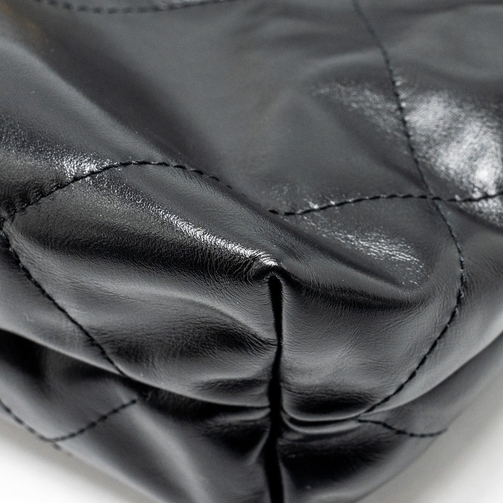 CHANEL SMALL 22 BAG SHINY CALFSKIN BLACK GHW (MICROCHIP)