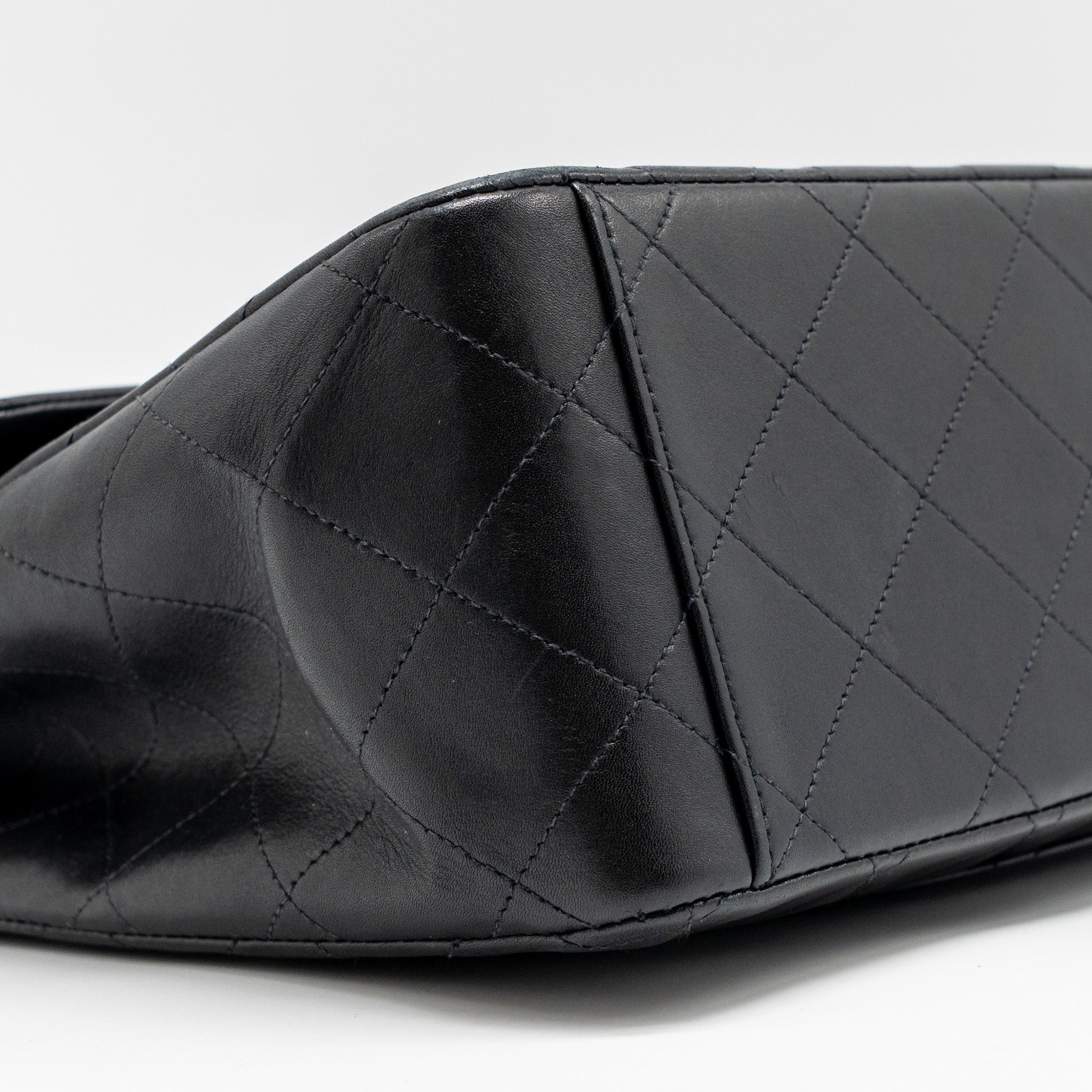 CHANEL VINTAGE CLASSIC FLAP JUMBO BAG CALFSKIN BLACK GHW