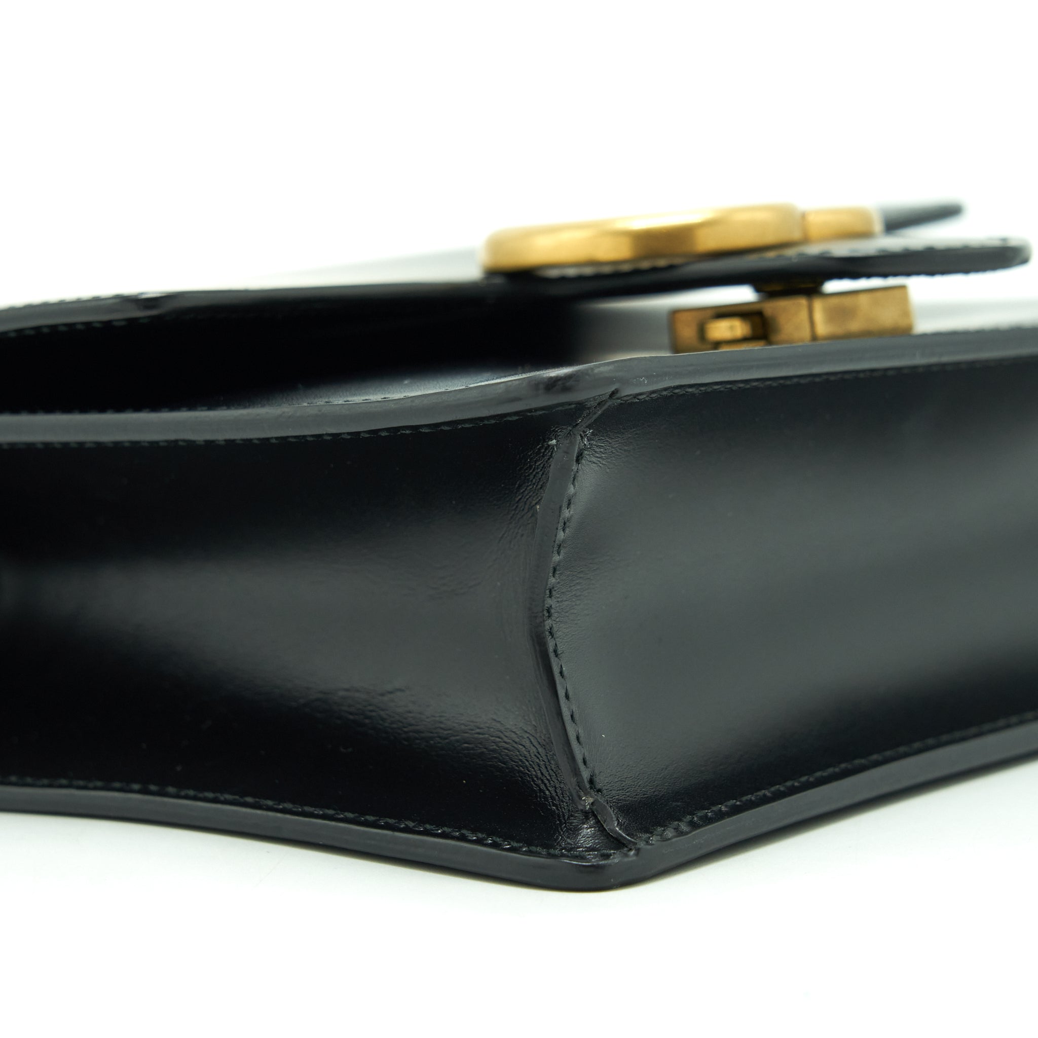 GUCCI GG FLAP BAG BOX CALFSKIN BLACK GHW