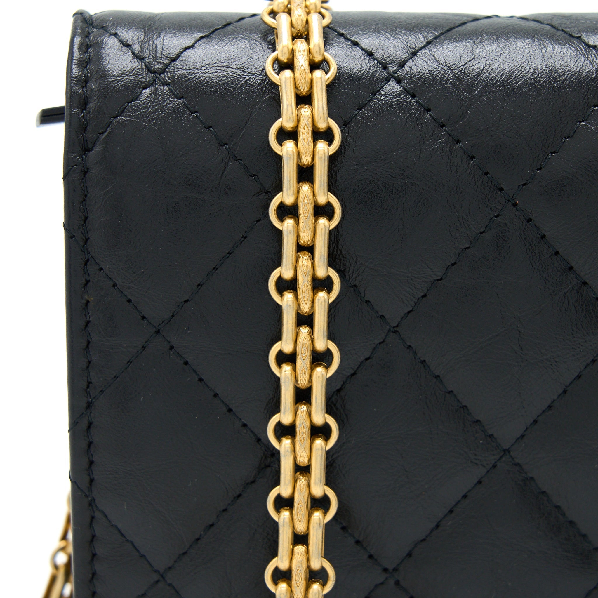 CHANEL 2.55 REISSUE WALLET ON CHAIN AGED CALFSKIN BLACK BRUSHED GHW (MICROCHIP)