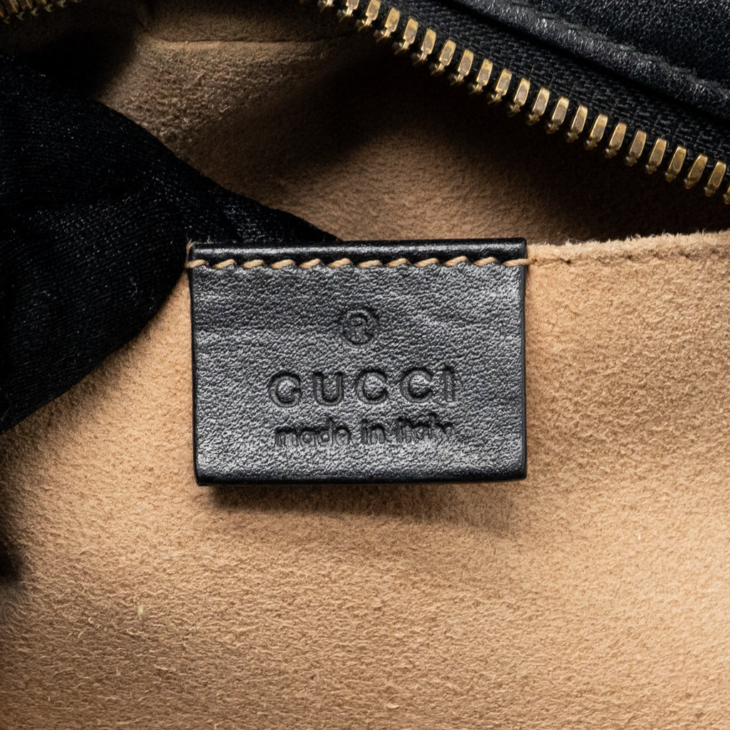 GUCCI GG MARMONT SMALL MATELASSE SHOULDER BAG CALFSKIN BLACK GHW