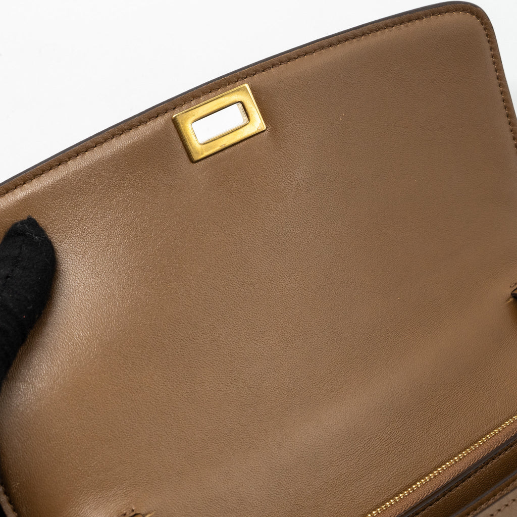 CELINE MEDIUM CLASSIC BOX BAG CALFSKIN CAMEL GHW