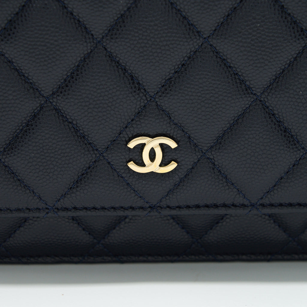 CHANEL CLASSIC WALLET ON CHAIN CAVIAR NAVY LGHW