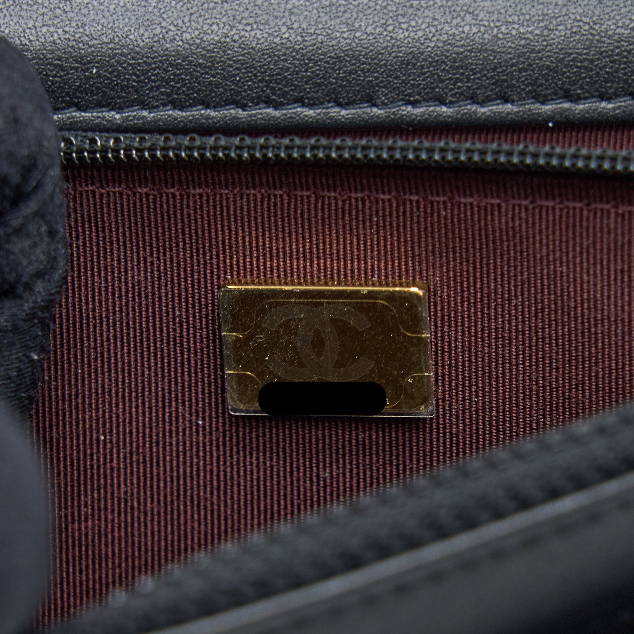 CHANEL 2.55 REISSUE WALLET ON CHAIN AGED CALFSKIN BLACK BRUSHED GHW (MICROCHIP)