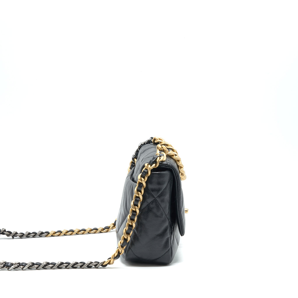 CHANEL SMALL 19 BAG BLACK GHW