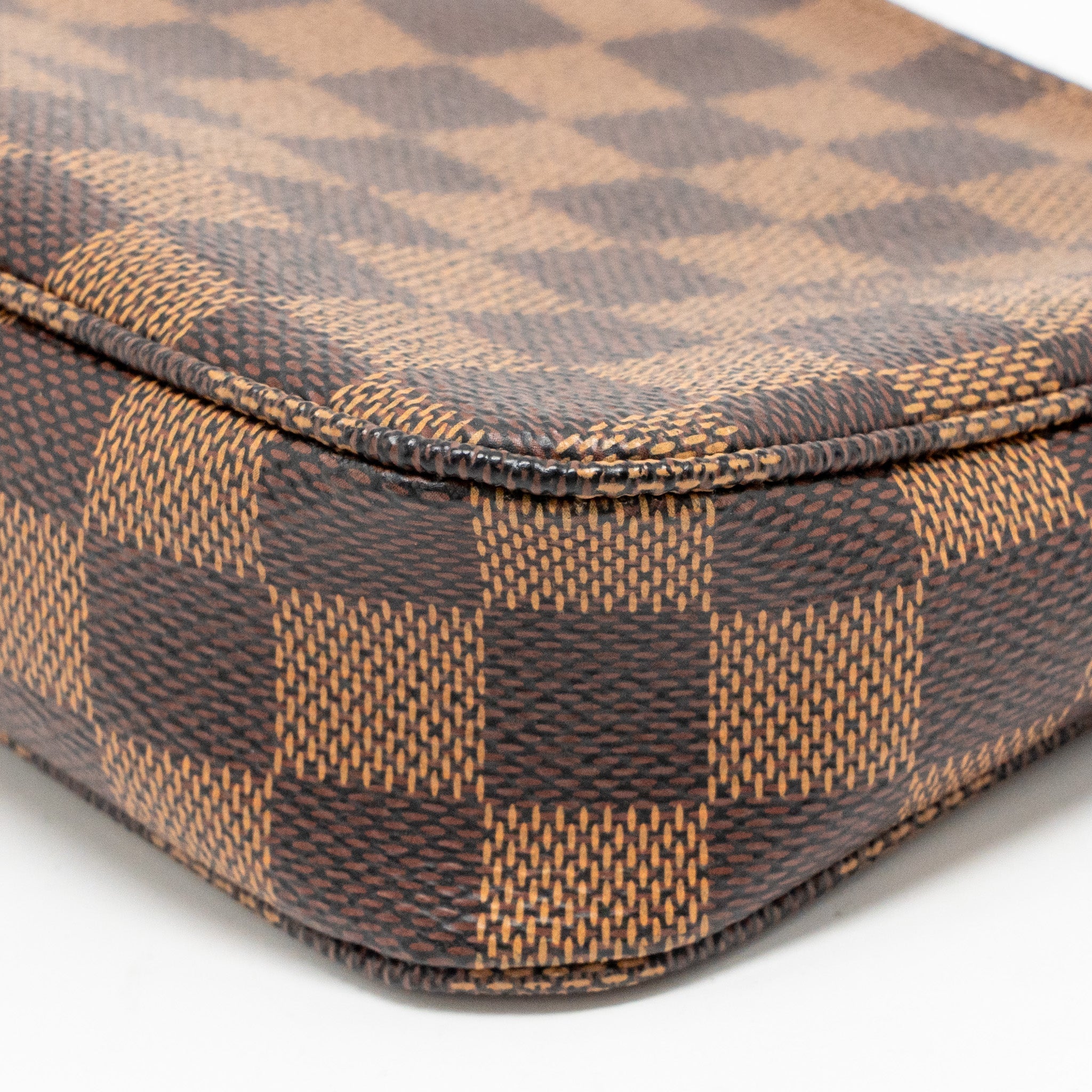 LOUIS VUITTON POCHETTE ACCESSOIRES DAMIER EBENE CANVAS GHW