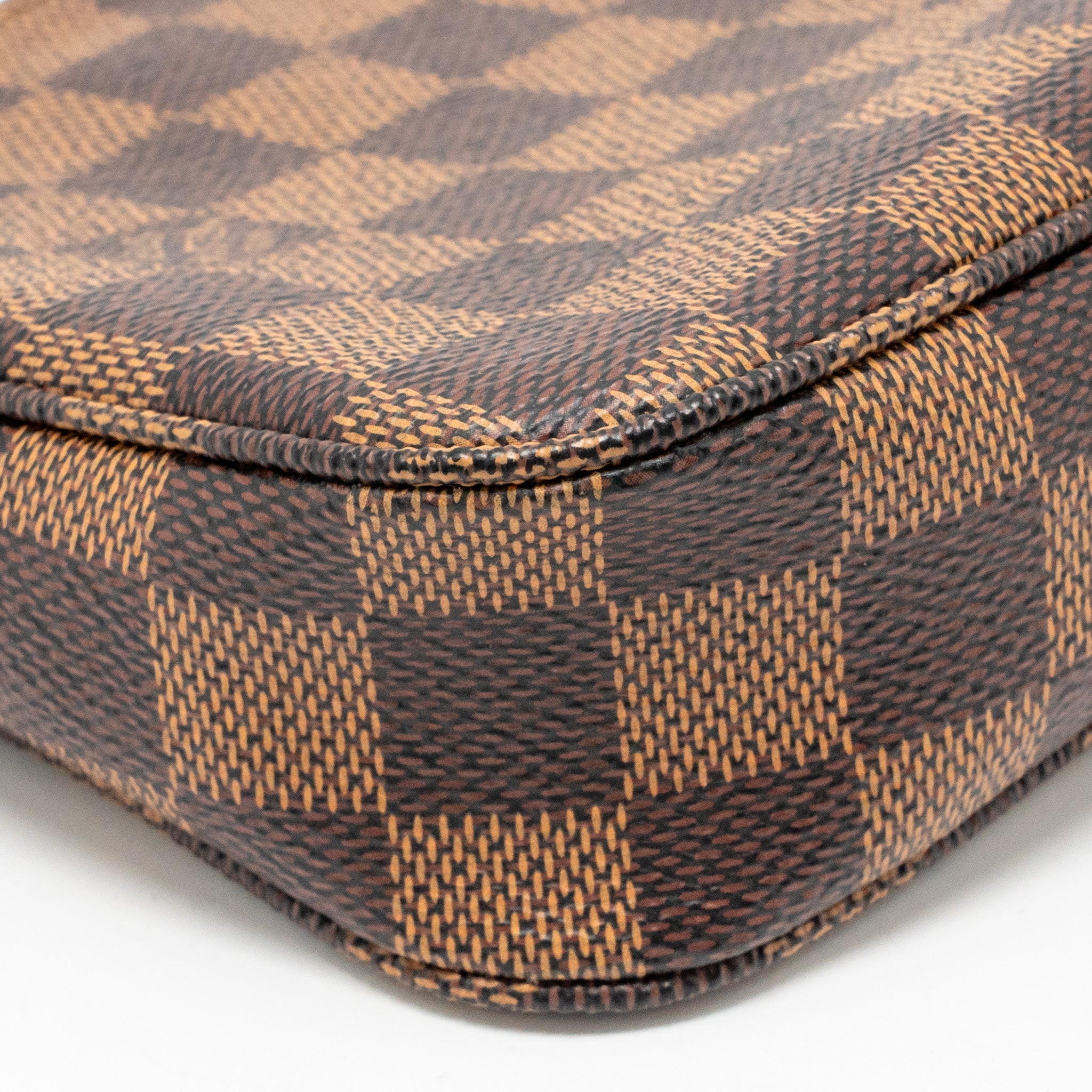 LOUIS VUITTON POCHETTE ACCESSOIRES DAMIER EBENE CANVAS GHW