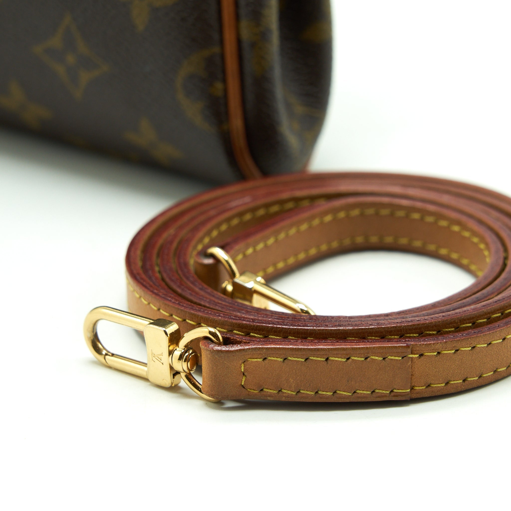 LOUIS VUITTON EVA POCHETTE BAG MONOGRAM CANVAS GHW
