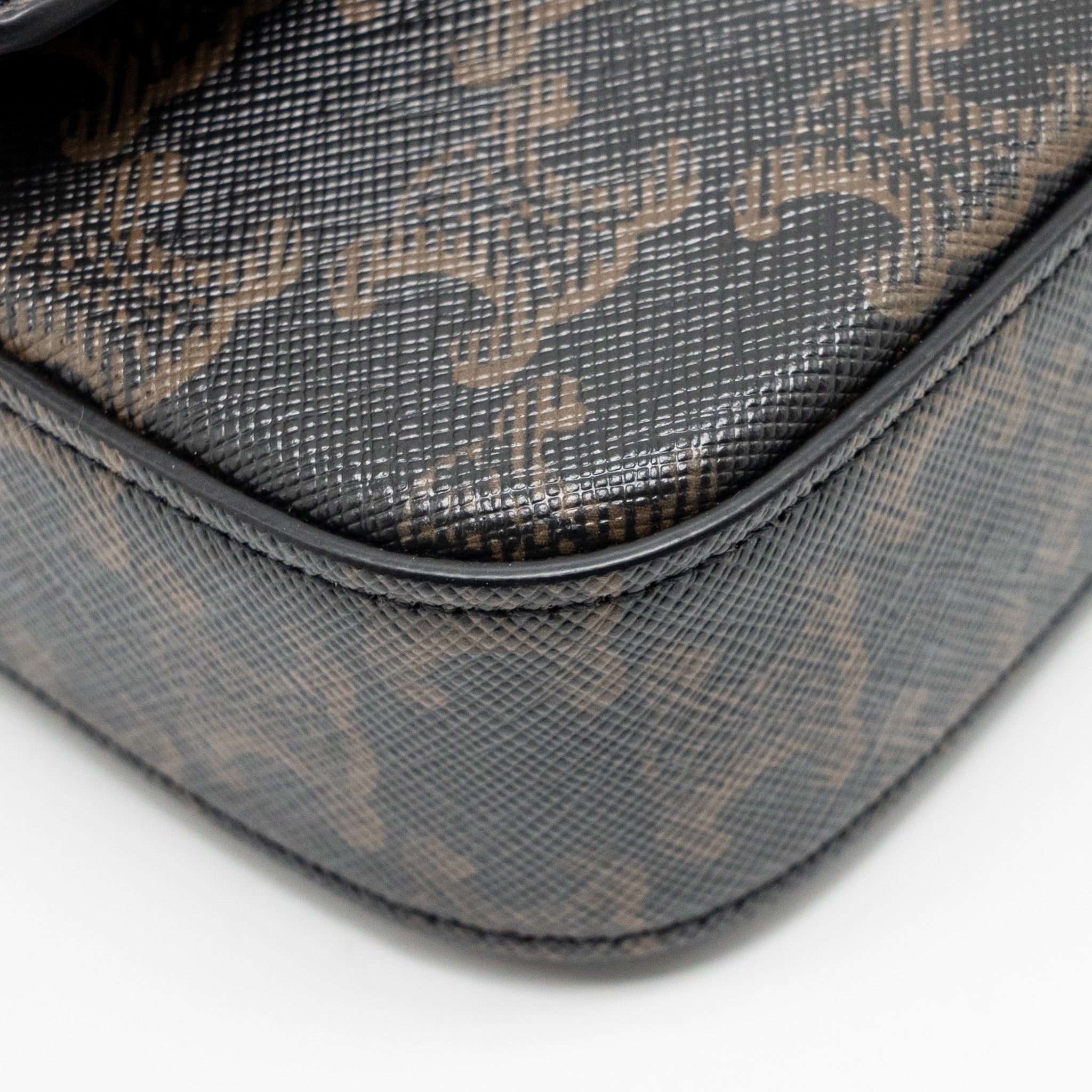 CELINE TRIOMPHE SHOULDER BAG CLAUDE CANVAS TAN GHW