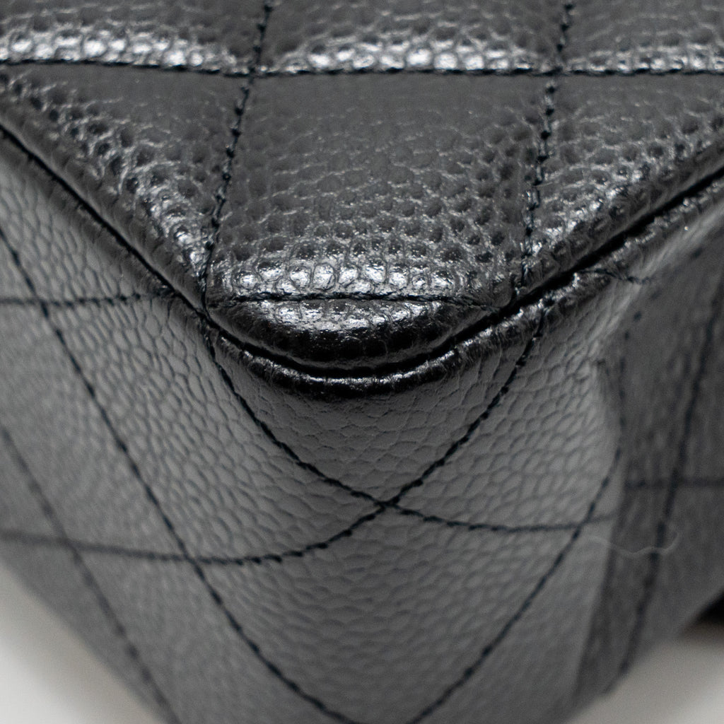 CHANEL MEDIUM CLASSIC DOUBLE FLAP BAG CAVIAR BLACK GHW(MICROCHIP)