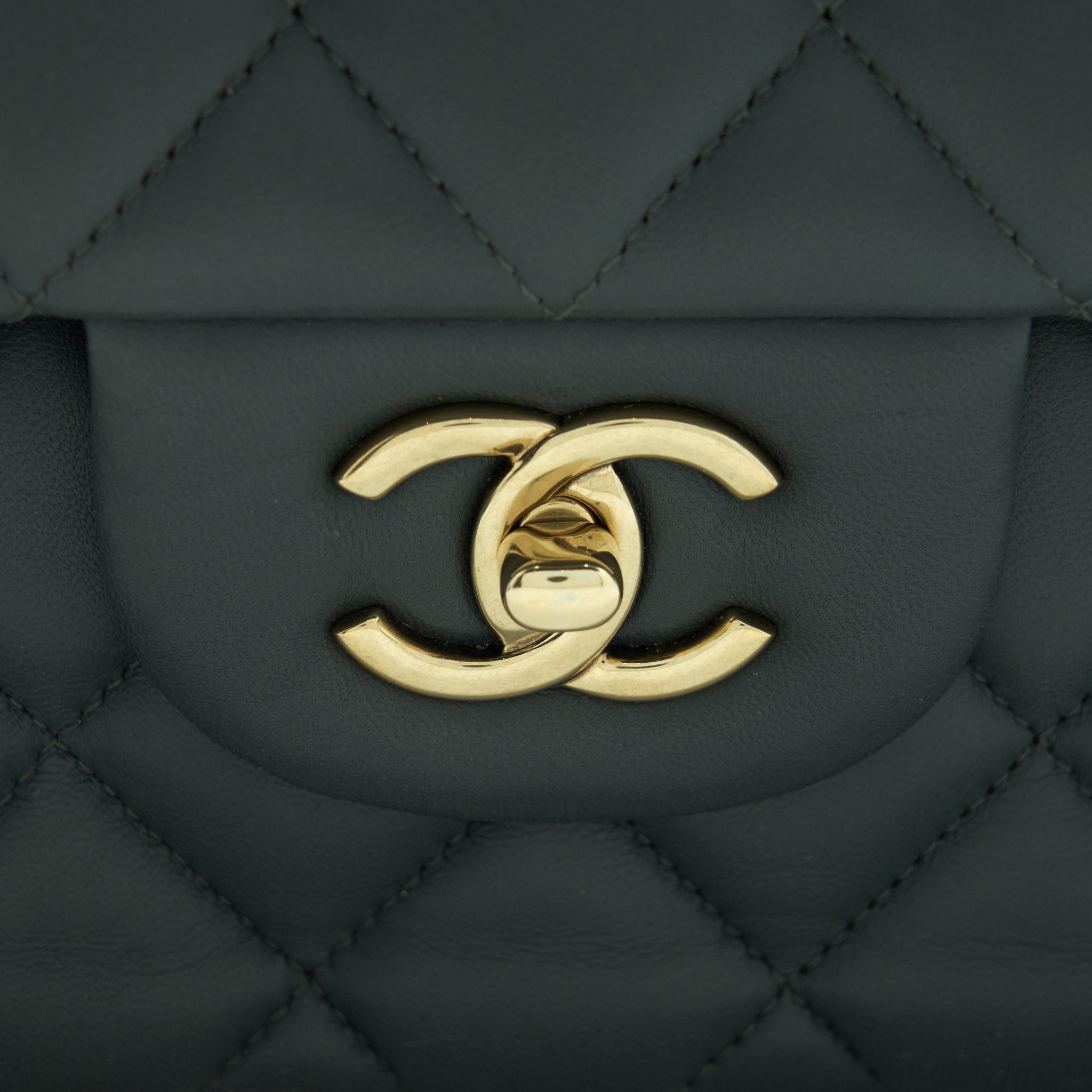 CHANEL JUMBO CLASSIC DOUBLE FLAP BAG LAMBSKIN GREY SHW