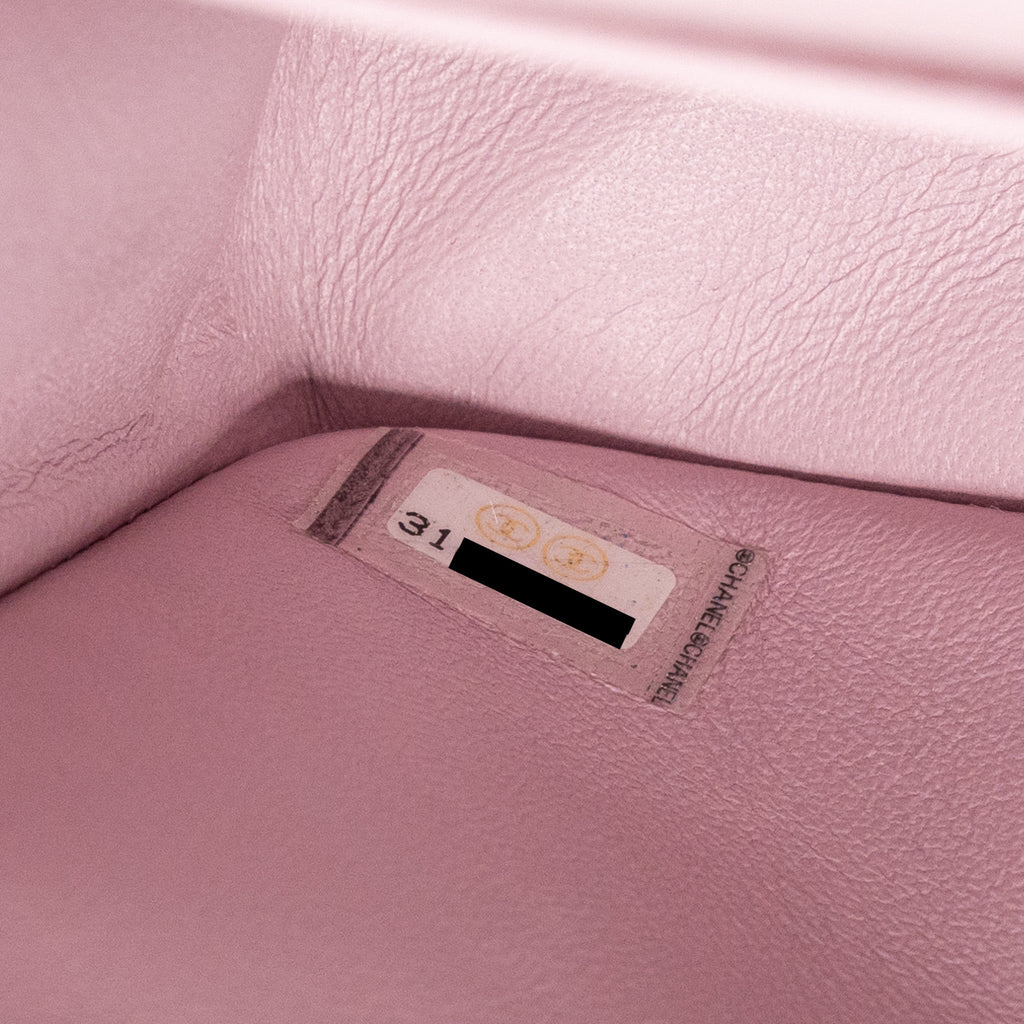 CHANEL 21S MEDIUM CLASSIC DOUBLE FLAP BAG CAVIAR LIGHT PINK LGWH