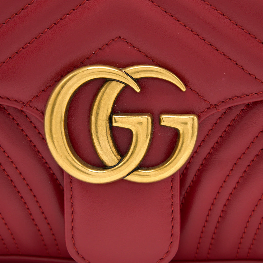 GUCCI SMALL GG MARMONT MATELASSE SHOULDER BAG CALFSKIN RED GHW