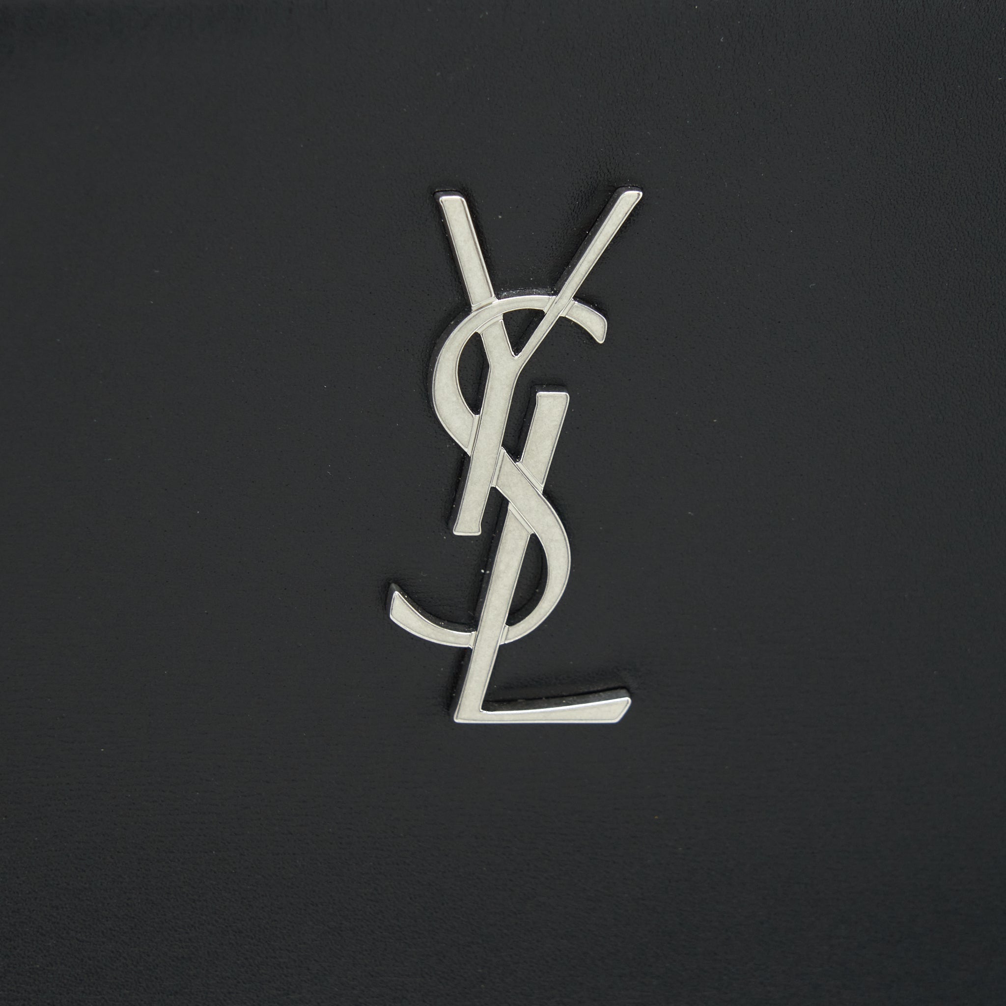 SAINT LAURENT IPAD HOLDER /CLUTCH CALFSKIN BLACK SHW