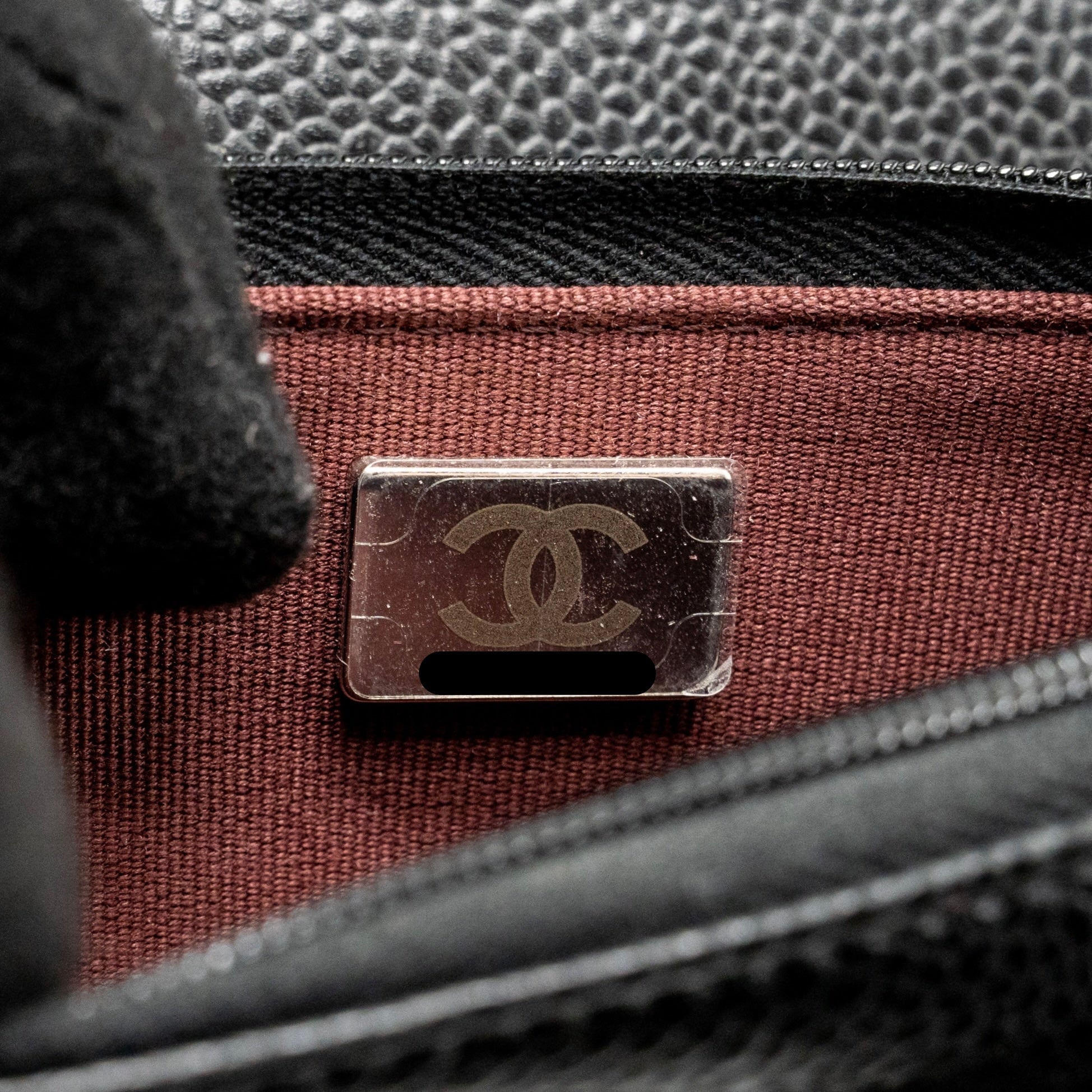 CHANEL CLASSIC WALLET ON CHAIN CAVIAR BLACK SHW (MICROCHIP)
