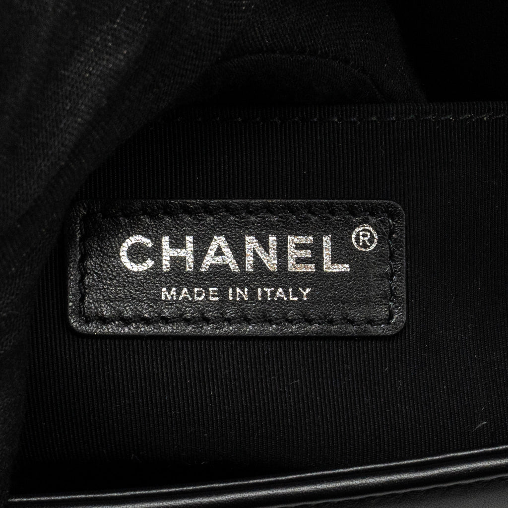 CHANEL SMALL BOY BAG CALFSKIN BLACK RUTHENIUM HARDWARE (MICROCHIP)