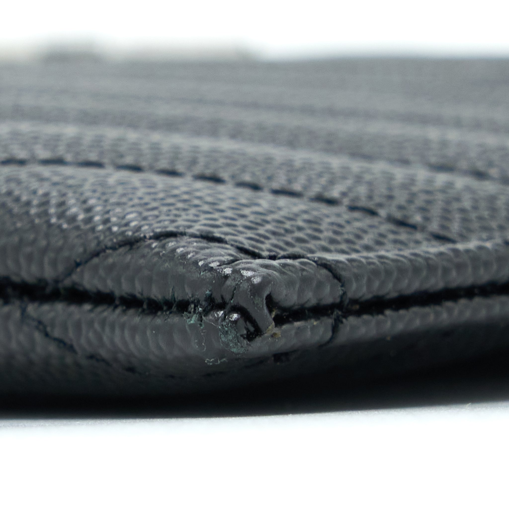 SAINT LAURENT CASSANDRA MATELASSE ZIPPED POUCH GRAINED CALFSKIN BLACK SHW