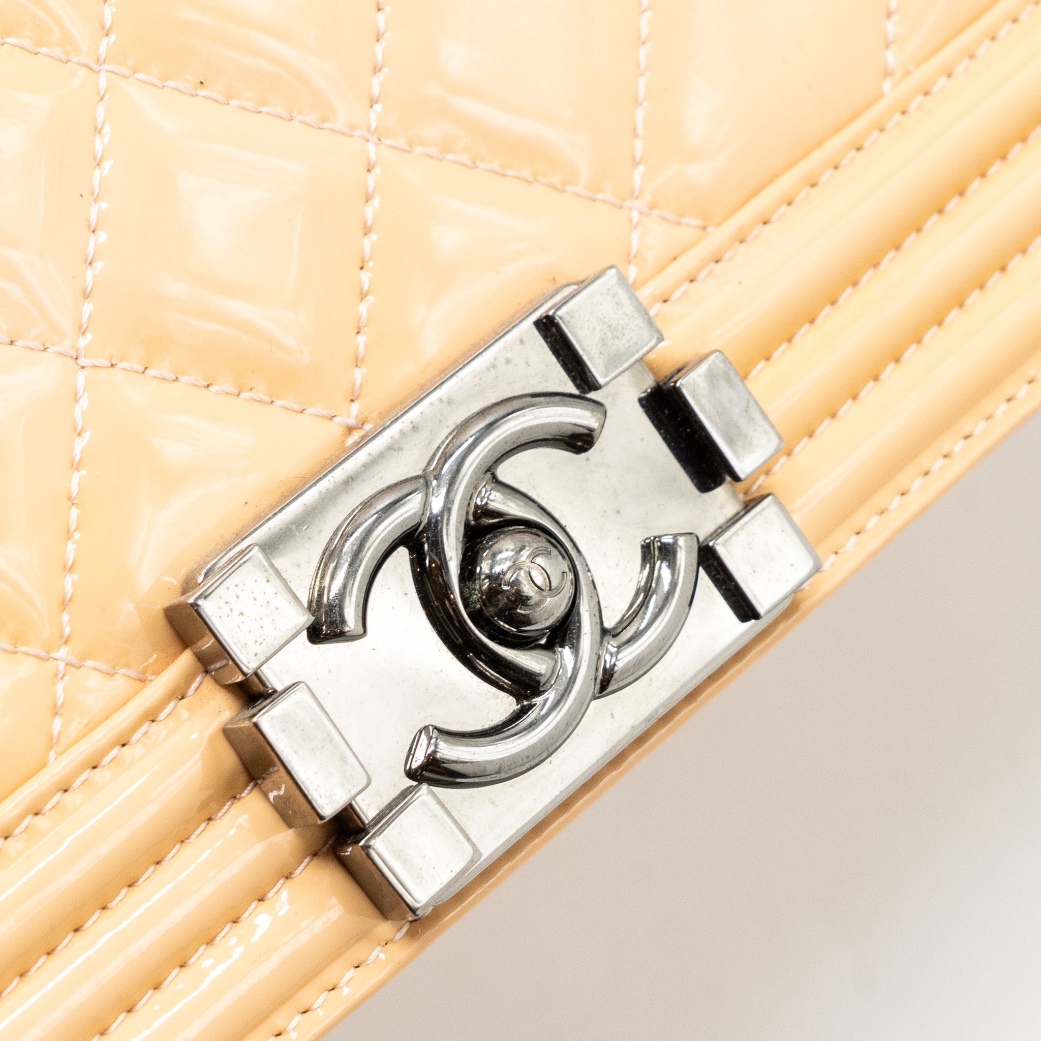CHANEL NEW MEDIUM BOY BAG PATENT PINK SHW
