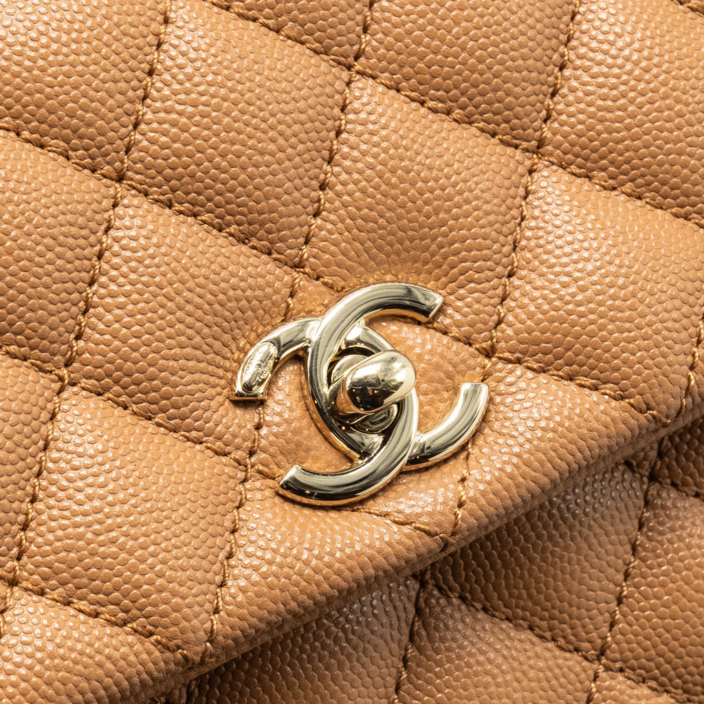 CHANEL 21P SMALL COCO HANDLE CAVIAR CARAMEL LGHW