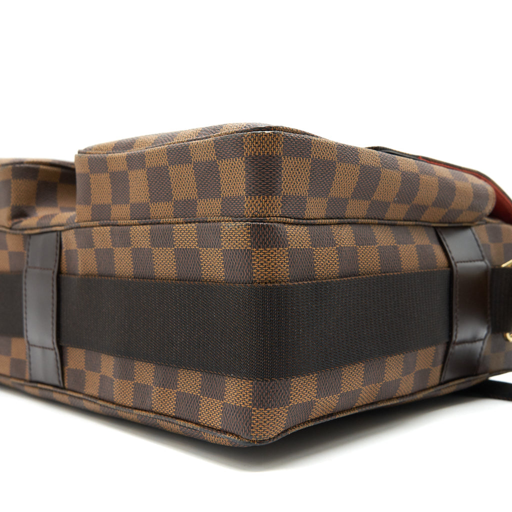 LOUIS VUITTON VINTAGE DAMIER EBENE MESSANGER BAG