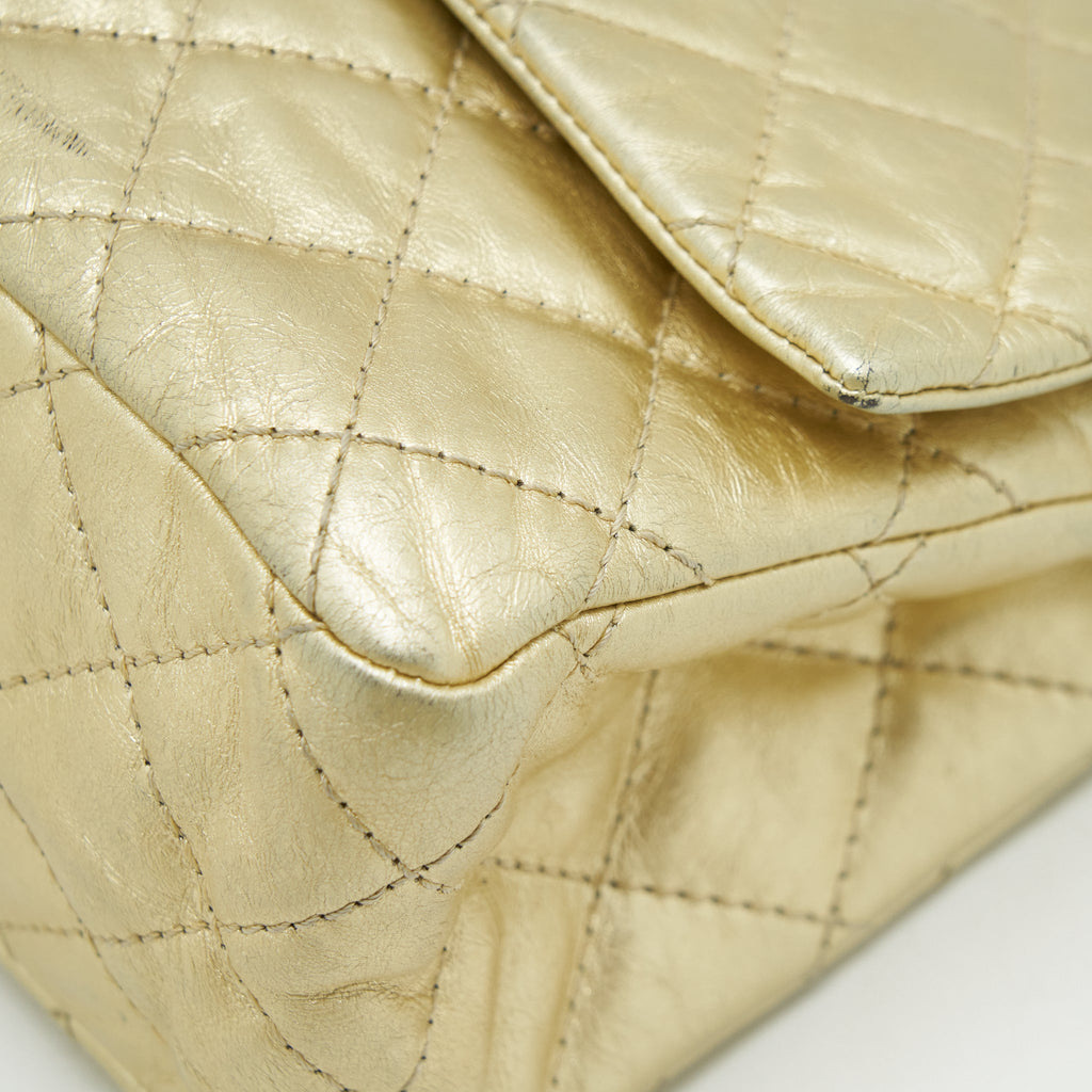 CHANEL 2.55 REISSUE 226 DOUBLE FLAP BAG GOLD GHW