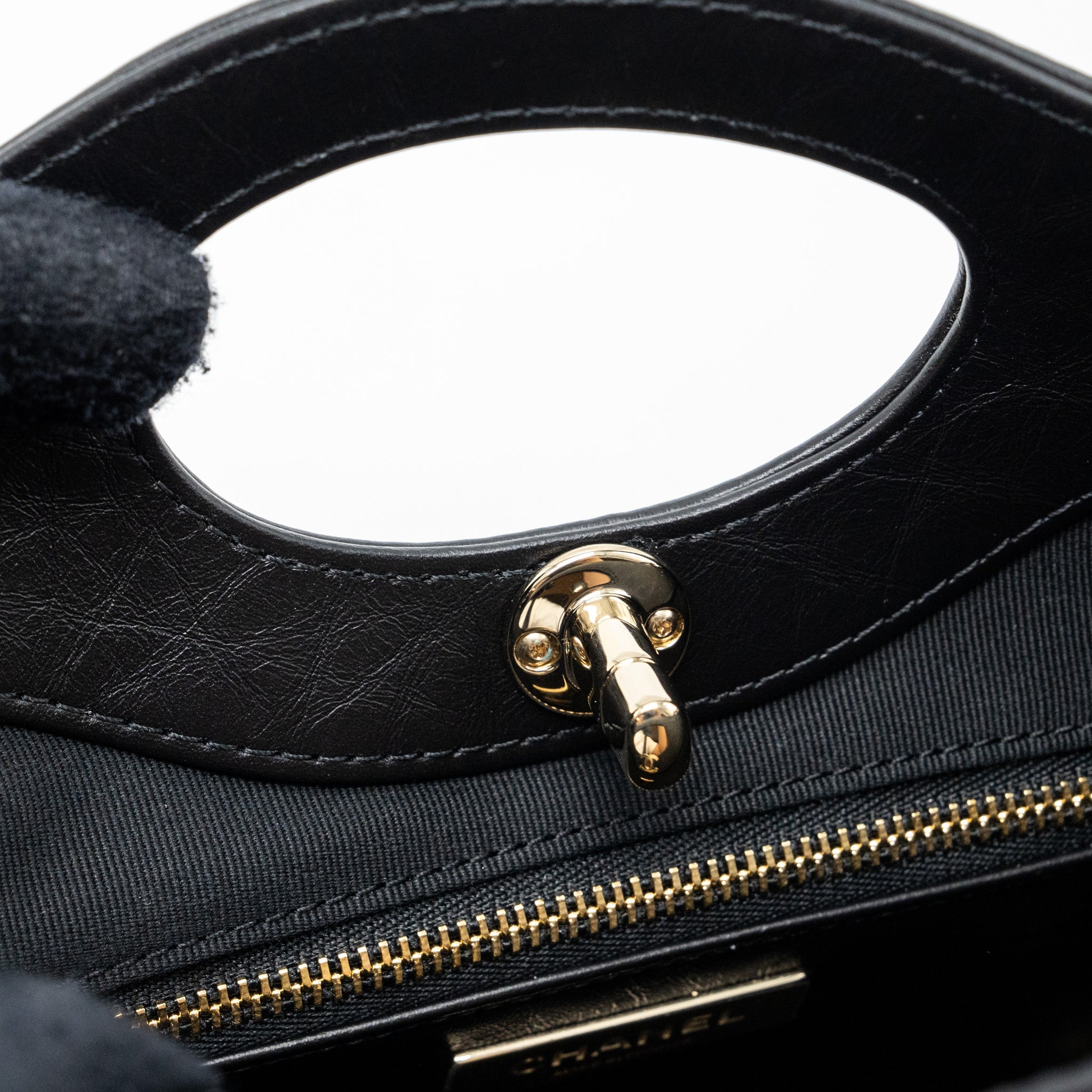 CHANEL 23A MINI 31 BAG CALFSKIN BLACK LGHW(MICROCHIP)