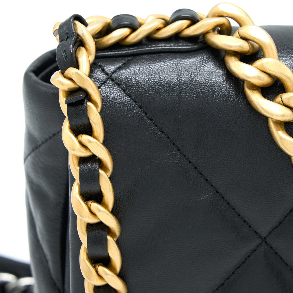 CHANEL SMALL 19 BAG GOATSKIN BLACK MULTICOLOURED HARDWARE