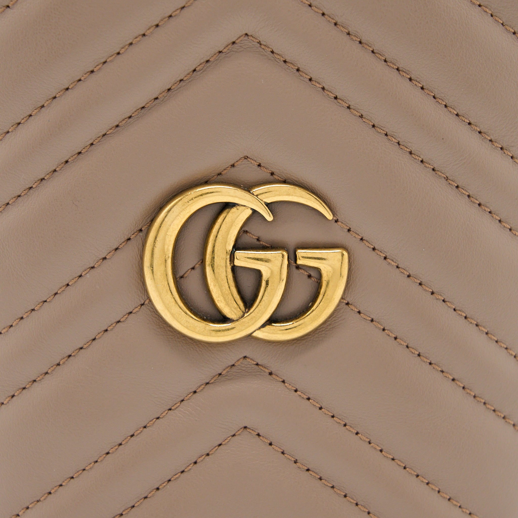 GUCCI GG MARMONT MINI BUCKET DARK BEIGE GHW